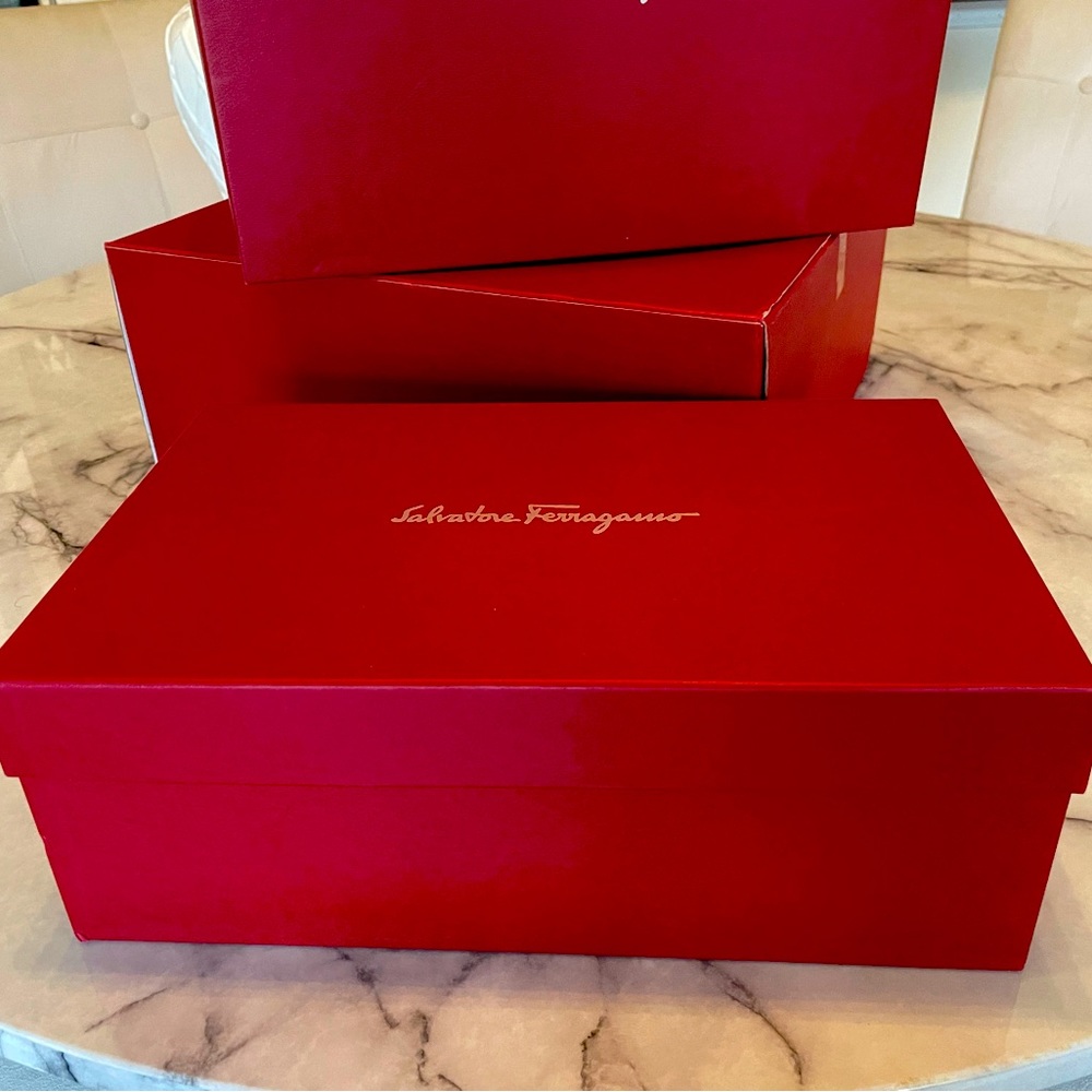 Salvatore Ferragamo shoes box